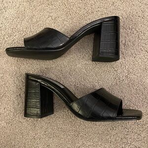 Steve Madden Alaya Black Croc Heel 7